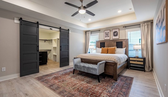 LakePoint 2 Mi, Sleeps 12, Pets, Games, Grilling
