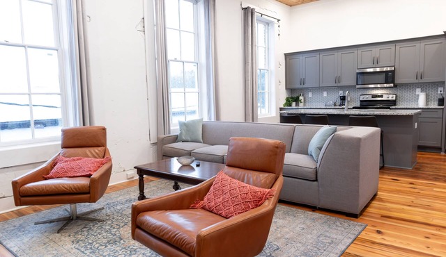 Lakepoint View Cartersville Loft 7