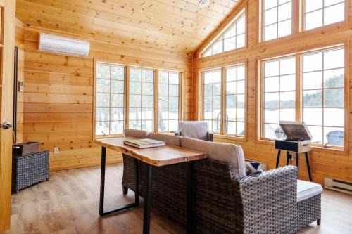 Lakes and Links Luxury Retreat