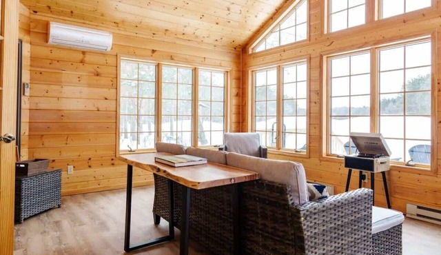 Lakes and Links Luxury Retreat