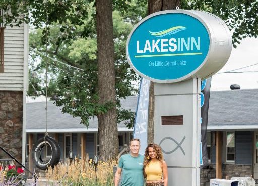 Lakes Inn