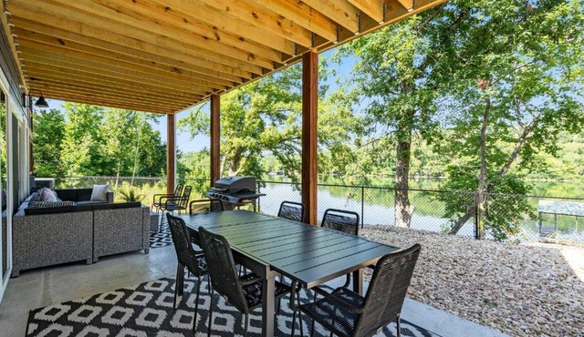 Lakeshore Living