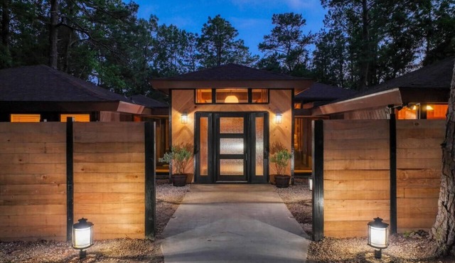 Lakeshore Lodge - Waterfront at Lake Sam Rayburn
