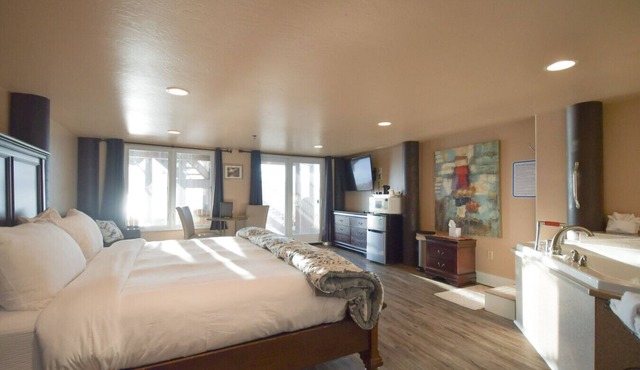 Lakeshore Lodging Ocean Front Lodges