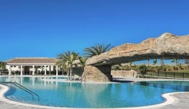 Lakeshore Retreat | 2 Bed, 2 Bath