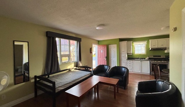 Lakeshore Suites