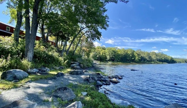 Lakeside 2-bedroom condo in Sebec - Relax and enjoy the Lake!