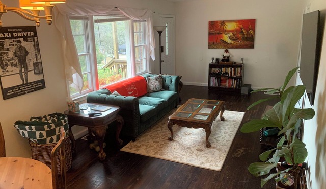 Lakeside 4BR with Yard 15 mins to Downtown ATL and Emory, 8 mins to Agnes Scott