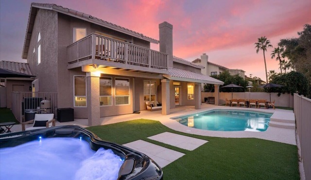 Lakeside 5BR Retreat | Pool & Hot Tub