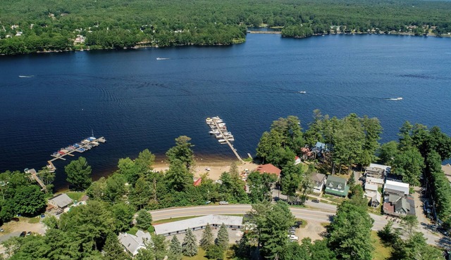 Lakeside - Art Deco Unique Motel Room Close to Great Hiking Trails