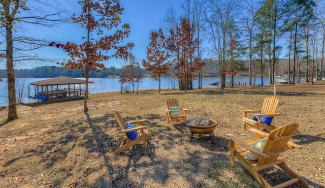 Lakeside at Bedford - 5BR | 5BA| Waterfront
