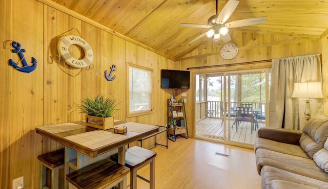 Lakeside at the Cabin | Waterfront | Sleeps 4