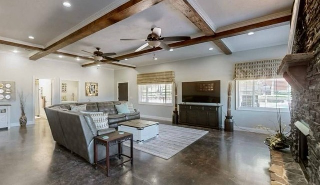 Lakeside Barndominium in Charming Buchanan