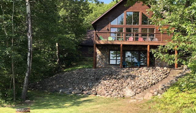 Lakeside cabin perfect retreat