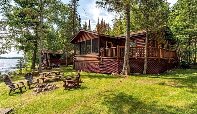 Lakeside Cabin Rental for Unforgettable Family Glamping Escapes to Ely, Minnesota