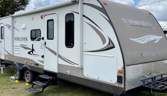 Lakeside Camper that Sleeps 8!