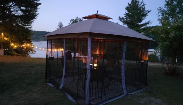 Lakeside Cottage,Beach,Hot Tub,Wifi,Arcade,MovieRm