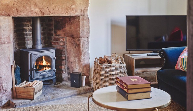 Lakeside Cottage - Luxury Cottages