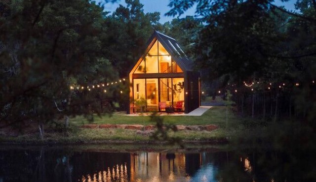 Lakeside East at Live Oak Lake | Modern Cabin