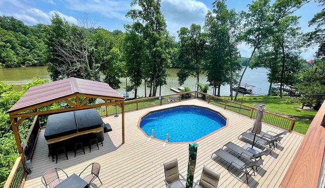 Lakeside Entertainment Lodge