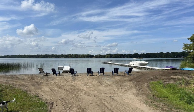 Lakeside Escape: Adventure & Relaxation