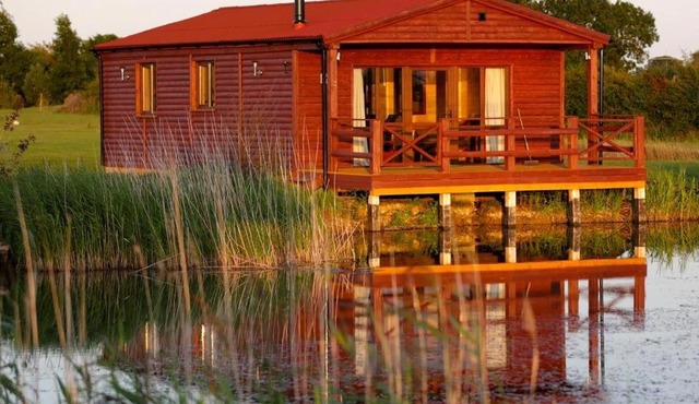 Lakeside Fishing Lodges