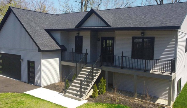 LAKESIDE GEM ! ONE BLOCK FROM SHORELINE ! in fabulous Lake Geneva .