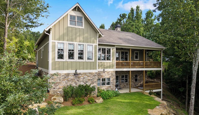 Lakeside Getaway at Chateau Marlowe - the perfect location for a family retreat!