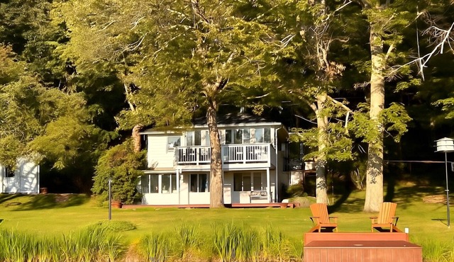 Lakeside Getaway+ Dock+ Kayaks+ Fishing