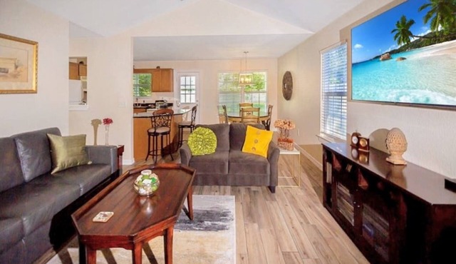 Lakeside Getaway - Next to Beaver Lake