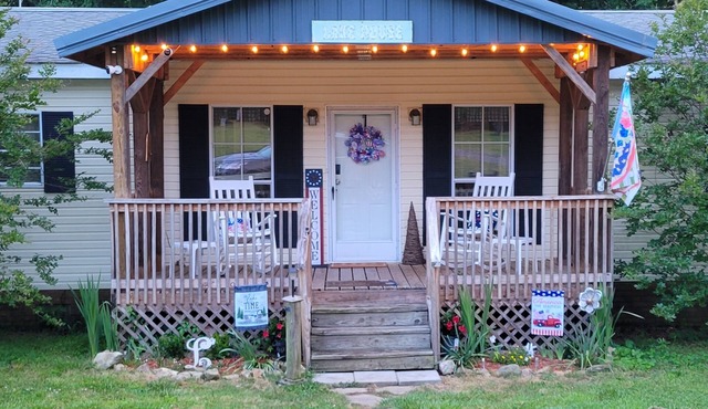 Lakeside Getaway on Kerr Lake – Perfect for Bass Tournaments & Family Retreats