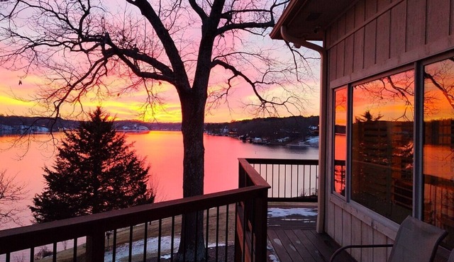 Lakeside Getaway