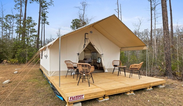 Lakeside Glamping Escape with Fishing & Boating