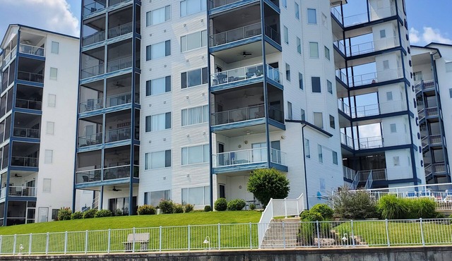 Lakeside ground level condo with beautiful lake views!