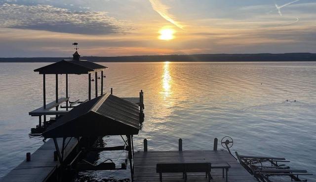 Lakeside Haven: A Serene Retreat on Seneca Lake