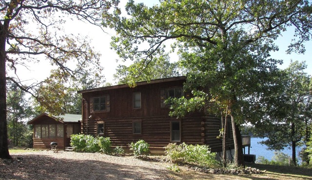 Lakeside Hideaway, Log Home On Bull Shoals Lake