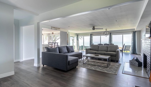 Lakeside home with 4 bedrooms and 2 baths!