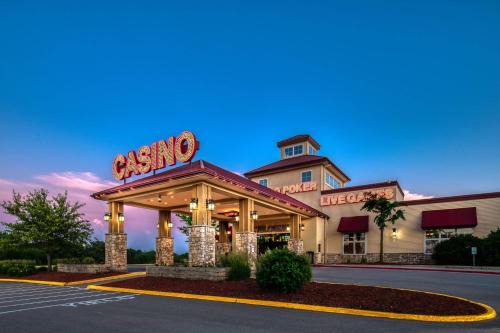 Lakeside Hotel Casino, a Travelodge by Wyndham