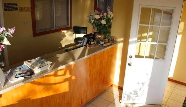 Lakeside Inn & Suites by OYO Mathis I 37