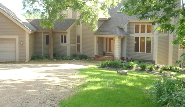 Lakeside is a spacious, flowing home located on the north shores of Lake Galena