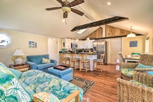 Lakeside Kent Home with Pier and Boat Ramp Access