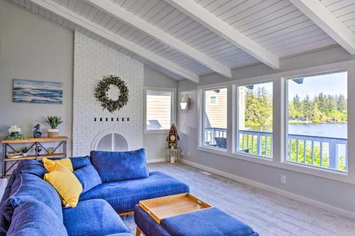 Lakeside Lacey Gem w/Sauna + Private Dock