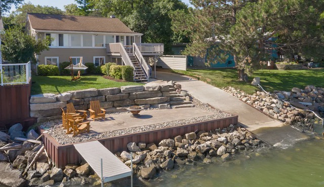 Lakeside Landing on Sand Point’s North Shore