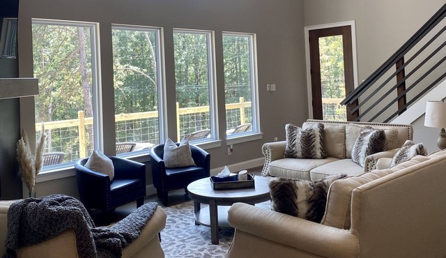 Lakeside Landing - beautiful views!