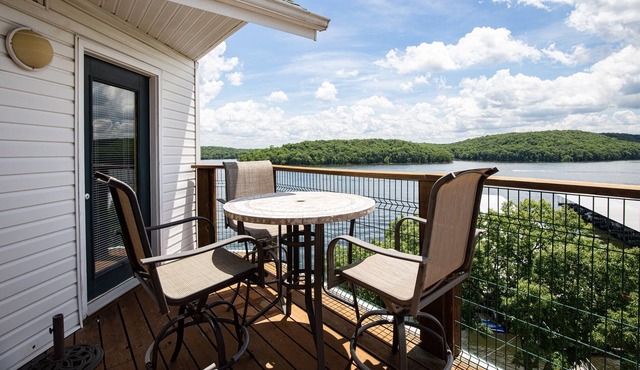 Lakeside Landing