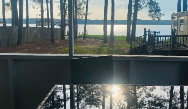 Lakeside Living
