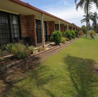 Lakeside Lodge Motel