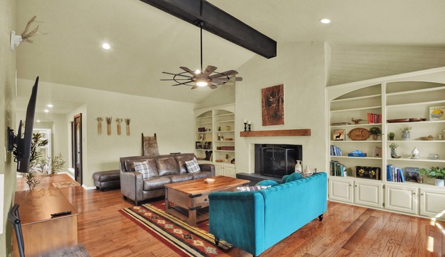 Lakeside Lodge with Scenic Views & Outdoor Deck