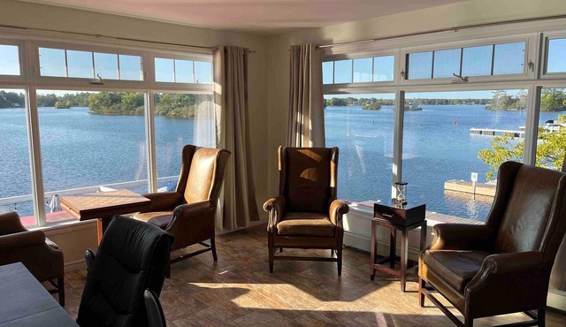 Lakeside Loft located in Port Severn