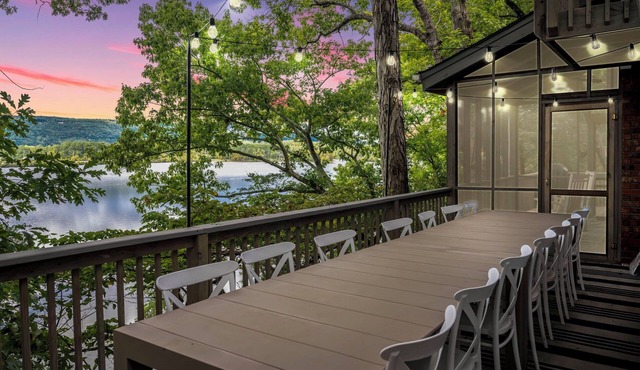 Lakeside Luxury: Private Dock, Kayaks, Game Room